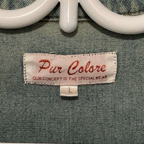 Women's Denim Jacket - Picture 2 of 4